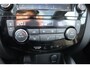 Nissan Qashqai 1.3 DIG-T 140PK N-Connecta Navigatie/Pano-dak/Camera/Parkeerhulp/Stoelverwarming