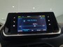 Peugeot e-208 EV Allure Pack 50 kWh | Apple Carplay/Android Auto | Camera | Climate control