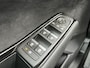 Renault Austral 1.2 E-Tech Hybrid 200 Iconic Esprit Alpine Automaat | Adaptieve Cruise Control | Elektrische Stoelen | Pack Winter | Massagefunctie | Handsfree Achterklep | 360 Camera | Reservewiel | Dodehoekdetectie | Draadloze Telefoonlader