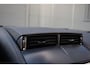 Jaguar F-Type 2.0T 300pk RWD R-Dynamic | NL Auto | BTW | Sportuitlaat | Lane Assist | Stuurverwarming | Glasdak | RWD | Led | Camera | Memory | Apple & Android Carplay | 19"| Dealer Onderhouden.