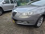Lancia Delta 1.4 M.air Oro | 1E EIGENAAR | 12MND GARANTIE | NAVI | CLIMA | LMV |PDC |