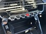 Peugeot e-2008 EV Style 50 kWh | Apple Carplay\Android Auto | Camera | Navigatie | voorstoelen verwarmd