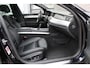 BMW 7-Serie 730d / M Sport / Panoramadak / HUD / Softclose