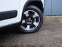 Fiat Panda Cross 1.0 Hybrid 70pk PDC ACHTER | APPLE-CARPLAY | DAB | 15''LM | AIRCO