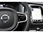 Volvo XC90 2.0 T8 390PK Plug in hybride PHEV AWD Inscription 7P.*Perfect Volvo Onderh.*BTW*1ste Eig*Pano/Elek. Trekhaak/ACC/Pilot Ass./Stoelverw./Stuurverw./HUD/Full LED/Dodehoek/Rijstrook/Camera/Parkeersens.V+A/20 inch LM*