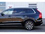 Volvo XC90 2.0 T8 390PK Plug in hybride PHEV AWD Inscription 7P.*Perfect Volvo Onderh.*BTW*1ste Eig*Pano/Elek. Trekhaak/ACC/Pilot Ass./Stoelverw./Stuurverw./HUD/Full LED/Dodehoek/Rijstrook/Camera/Parkeersens.V+A/20 inch LM*