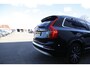 Volvo XC90 2.0 T8 390PK Plug in hybride PHEV AWD Inscription 7P.*Perfect Volvo Onderh.*BTW*1ste Eig*Pano/Elek. Trekhaak/ACC/Pilot Ass./Stoelverw./Stuurverw./HUD/Full LED/Dodehoek/Rijstrook/Camera/Parkeersens.V+A/20 inch LM*
