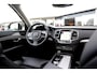 Volvo XC90 2.0 T8 390PK Plug in hybride PHEV AWD Inscription 7P.*Perfect Volvo Onderh.*BTW*1ste Eig*Pano/Elek. Trekhaak/ACC/Pilot Ass./Stoelverw./Stuurverw./HUD/Full LED/Dodehoek/Rijstrook/Camera/Parkeersens.V+A/20 inch LM*