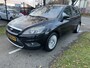 Ford Focus 1.6 Titanium | Lederen Bekleding | Full Options | Automatische airco | LM Velgen | Stoelverwarming | Navigatie