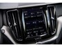 Volvo XC60 2.0 Recharge T6 AWD R-Design | Trekhaak | 21" | Adaptieve Cruise Control | Donker Glas | Stoel en Stuurverwarming | 360 Camera | Panoramadak |