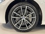 BMW 3-Serie 330e Sport Line 18"/Adaptieve cruise/Stuur + stoelverwarming/PDC v+a/Sportstoelen + memory + elektrisch/HiFi/Apple Carplay & Android Auto