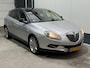 Lancia Delta 1.4-16V Platino