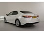 Toyota Camry 2.5 Hybrid Lounge | Camera | Stl. verw. | Park assist | Dodehoek detectie | Apple/ Android |