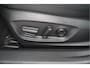Toyota Camry 2.5 Hybrid Lounge | Camera | Stl. verw. | Park assist | Dodehoek detectie | Apple/ Android |