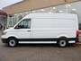Volkswagen Crafter 35 2.0 TDI 140 PK L3H3 + 3000 KG TREKHAAK + NAVIGATIE / CAMERA / DAB / APPLE CARPLAY