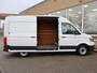 Volkswagen Crafter 35 2.0 TDI 140 PK L3H3 + 3000 KG TREKHAAK + NAVIGATIE / CAMERA / DAB / APPLE CARPLAY