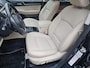 Subaru Outback 2.5i Premium Automaat AWD BJ.12-2018 / Navigatie / Schuifdak / Leder / Camera / Harman Kardon / Led / Trekhaak !!