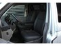 Volkswagen Transporter 2.0 TDI L2H1 BULLI DUBBEL CABINE 150PK DSG 2020 / ACTIVE DISPLAY / LEDEREN BEKLEDING / APPLE CARPLAY / PDC