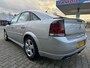 Opel Vectra GTS 2.2-16V Business, AUTOMAAT, climatronic, cruisecontrol, navigatie, trekhaak afneembaar, van 1e eigenaar, top onderhouden.