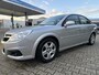 Opel Vectra GTS 2.2-16V Business, AUTOMAAT, climatronic, cruisecontrol, navigatie, trekhaak afneembaar, van 1e eigenaar, top onderhouden.