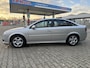 Opel Vectra GTS 2.2-16V Business, AUTOMAAT, climatronic, cruisecontrol, navigatie, trekhaak afneembaar, van 1e eigenaar, top onderhouden.