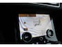 Land Rover Range Rover Evoque Evoque|PlugInHybride|Pano|Leer Land Rover Range Rover P300e AWD HSE|PlugInHybride|Pano|Leer