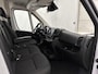 Peugeot Boxer L2H2 Zwaar 3.5t 140 pk | Parkeersensoren Voor en Achter | Airco | Trekhaak | Zijschuifdeur Rechts | LED Dagrijverlichting | Mistlampen Voor | Volwaardig Reservewiel |