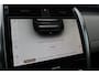 Land Rover Discovery 3.0 D300 R-Dynamic SE | COMMERCIAL | ACC | Panoramadak | Meridian Surround | Luchtvering | Trekhaak