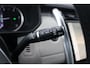 Land Rover Discovery 3.0 D300 R-Dynamic SE | COMMERCIAL | ACC | Panoramadak | Meridian Surround | Luchtvering | Trekhaak
