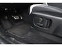 Land Rover Discovery 3.0 D300 R-Dynamic SE | COMMERCIAL | ACC | Panoramadak | Meridian Surround | Luchtvering | Trekhaak