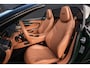 Aston Martin DB12 Volante 4.0 V8 / Buckinghamshire Green / Bowers & Wilkins