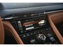 Aston Martin DB12 Volante 4.0 V8 / Buckinghamshire Green / Bowers & Wilkins