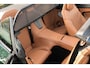 Aston Martin DB12 Volante 4.0 V8 / Buckinghamshire Green / Bowers & Wilkins