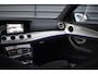Mercedes-Benz E-klasse 220 d AMG Line | Achteruitrijcamera | Sfeerverlichting | 19'' Wielen | Stoelverwarming | NL Auto |