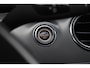 Mercedes-Benz E-klasse 220 d AMG Line | Achteruitrijcamera | Sfeerverlichting | 19'' Wielen | Stoelverwarming | NL Auto |