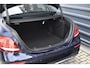 Mercedes-Benz E-klasse 220 d AMG Line | Achteruitrijcamera | Sfeerverlichting | 19'' Wielen | Stoelverwarming | NL Auto |