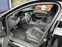 Peugeot 308 SW 1.2 Hybrid 145 PK GT Automaat | Panorama Schuif-Kanteldak | Afneembare trekhaak | Alcantara Massage Stoelen Elektrisch Verstelbaar | Navigatie | Digitaal Dashboard | 360 Graden Camera | Adaptieve Cruise Control | Dode Hoek detectie | Keyless Entry | Handsfree Kofferklep | Stoelverwarming | 18" PORTLAND Velgen