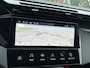 Peugeot 308 SW 1.2 Hybrid 145 PK GT Automaat | Panorama Schuif-Kanteldak | Afneembare trekhaak | Alcantara Massage Stoelen Elektrisch Verstelbaar | Navigatie | Digitaal Dashboard | 360 Graden Camera | Adaptieve Cruise Control | Dode Hoek detectie | Keyless Entry | Handsfree Kofferklep | Stoelverwarming | 18" PORTLAND Velgen