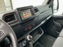 Renault Master T35 2.3 dCi 150 L2H2 Airco Cruise Camera 3 Zits Navi Trekhaak 2500 kg Euro 6