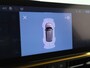 Jeep Avenger 1st Edition 54 kWh | FULL OPTION | Navigatie | Climate Control | Camera | Adaptive Cruise Control | Elektrische Achterklep | Verwamde Stoelen | 18' Lichtmetalen Velgen |