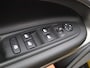 Jeep Avenger 1st Edition 54 kWh | FULL OPTION | Navigatie | Climate Control | Camera | Adaptive Cruise Control | Elektrische Achterklep | Verwamde Stoelen | 18' Lichtmetalen Velgen |