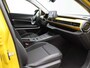 Jeep Avenger 1st Edition 54 kWh | FULL OPTION | Navigatie | Climate Control | Camera | Adaptive Cruise Control | Elektrische Achterklep | Verwamde Stoelen | 18' Lichtmetalen Velgen |