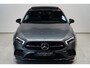 Mercedes-Benz A-klasse 200 AMG ✅ PANO ✅ 360 CAMERA ✅ KEYLESS ✅ DISTRONIC ✅ 19 " ✅ NIGHT