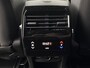 Peugeot e-5008 New | GT | Navigatie | Apple Carplay en Androidauto | Stoelverwarming | 7 persoons uitvoering | Airco | Alcantara stoelen |