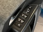 Peugeot e-5008 New | GT | Navigatie | Apple Carplay en Androidauto | Stoelverwarming | 7 persoons uitvoering | Airco | Alcantara stoelen |