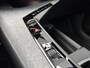 Peugeot e-5008 New | GT | Navigatie | Apple Carplay en Androidauto | Stoelverwarming | 7 persoons uitvoering | Airco | Alcantara stoelen |