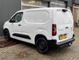 Peugeot Partner 1.5 BlueHDi 102pk Airco Cruise controle Trekhaak 1000kg trekgewicht Parkeerhulp achter en voor Camera Schuifdeur Telefoonverbinding Multimedia Android Apple carplay 2-Persoons 1e eigenaar  Euro 6