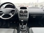 Mitsubishi Carisma 1.6 Platinum Edition, airco, lm-velgen, trekhaak.