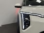 Kia EV3 Plus Long Range Plus 81.4 kWh | €3.000,- Inruilvoordeel! | Private Lease vanaf € 559,- | €700,- korting op een Kia Charge laadpaal | 2,99% rente | 605Km WLTP | Navigatie | Adaptieve cruisecontrol | Stoel en stuur verwarming | Keyless entry | Dodehoekassistent | Parkeersensoren V+A | Privacy glass | Draadloos telefoonoplader |