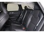 Volvo XC60 T6 Recharge AWD Plus Dark - LONG RANGE - Panorama/schuifdak - IntelliSafe Assist & Surround - 360° Camera - Harman/Kardon audio - Adaptieve LED koplampen - Verwarmde voorstoelen, stuur & achterbank - Parkeersensoren voor & achter - Elektr. bedienb. voorstoelen met geheugen - Draadloze tel. lader - Extra getint glas - 20' LMV